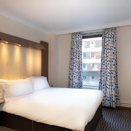 City Sleeper At Royal National Hotel-2